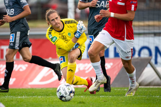 Brages målvakt Adrian Engdahl