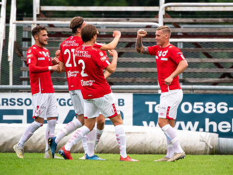 Degerfors Victor Edvardsen jublar