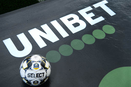 Unibets logga och matchboll