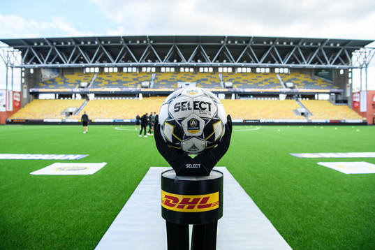 DHL logga och matchboll