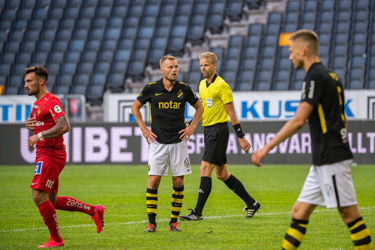 s Sebastian Larsson deppar