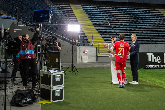 Dplay’s Tommy Åström och Jens Fjellström intervjuar