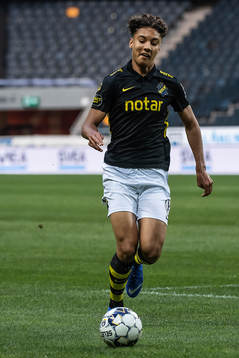 s Robin Tihi