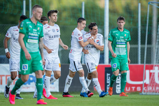 Örgrytes Kevin Ackermann jublar