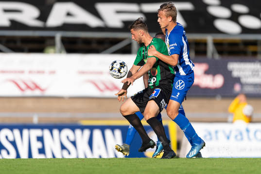 Varbergs Alibek Aliev och IFK Göteborgs Jesper Tolinsson