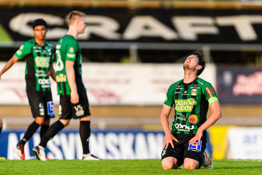 Varbergs Robin Tranberg deppar