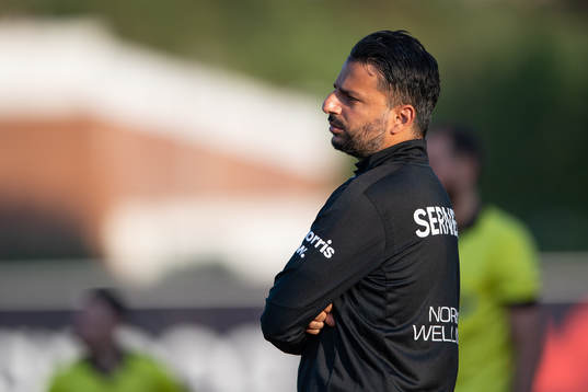 IFK Göteborgs tränare Poya Asbaghi