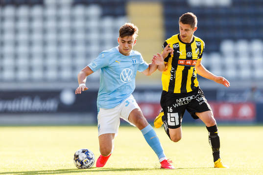 Malmö FFs Tim Prica och Häckens Leo Bengtsson