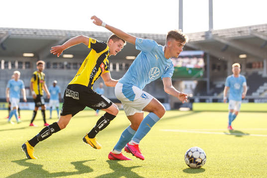 Häckens Leo Bengtsson och Malmö FFs Tim Prica