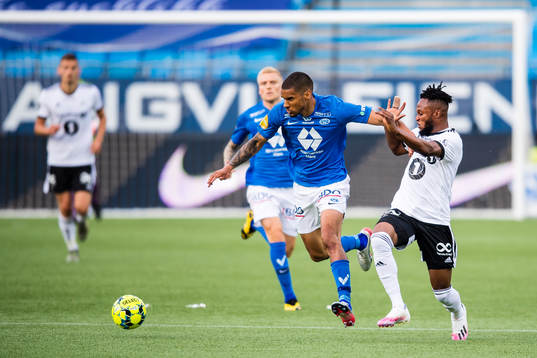 Ohikhuaeme "Ohi" Omoijuanfo of Molde and Samuel Adeniyi