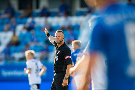 Svein Oddvar Moen, referee
