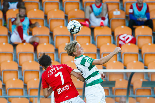 Degerfors Sebastian Olsson och Västerås Brian Span
