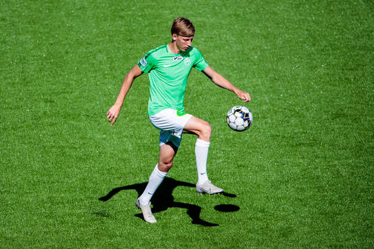 Albin Sporrong  fotbollsmatchen i Superettan  mellan