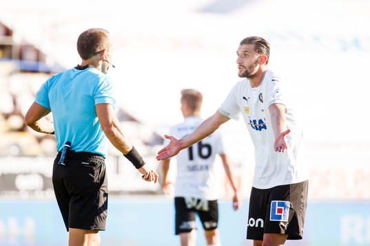 Örebros Agon Mehmeti reagerar på domslut
