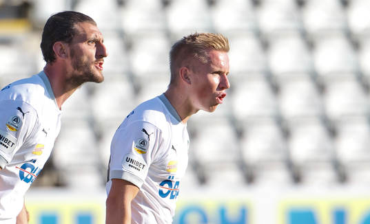 Örebros Agon Mehmeti och David Seger reagerar