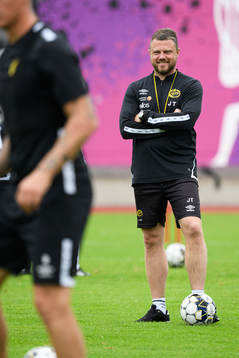 Manager Jimmy Thelin