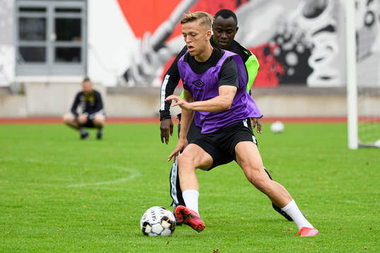 Jesper Karlsson och Marokhy Ndione