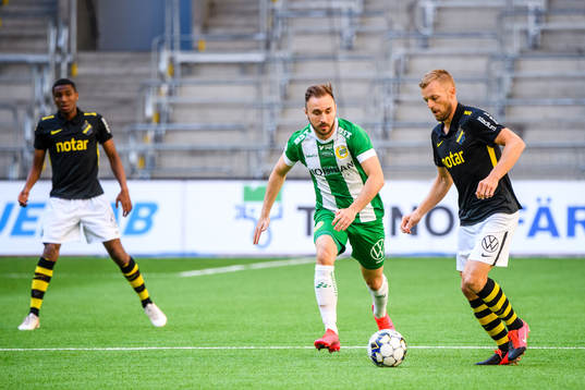 s Sebastian Larsson
