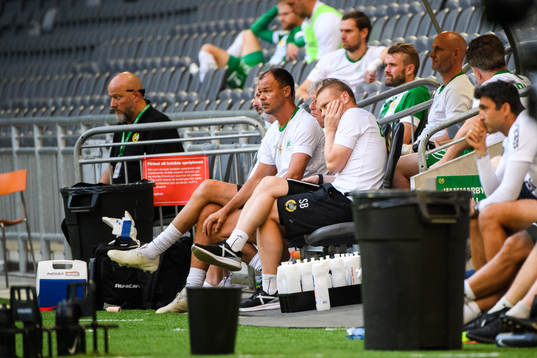 Hammarbys tränare Stefan Billborn deppar