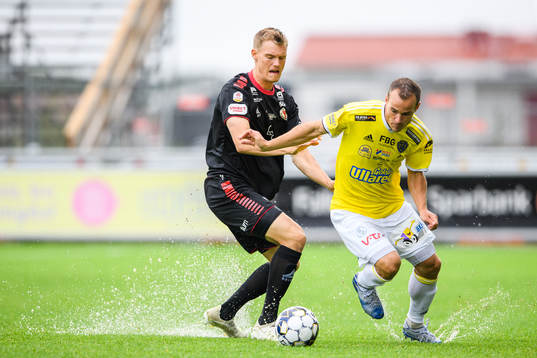 Kalmars Svante Ingelsson och Falkenbergs Anton Wede