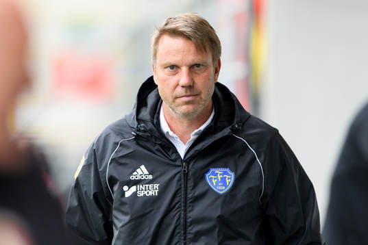 Falkenbergs tränare Hasse Eklund före fotbollsmatchen i