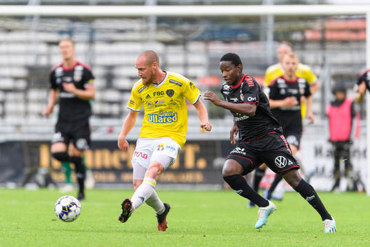 Falkenbergs Christoffer Carlsson och Kalmars York Rafael