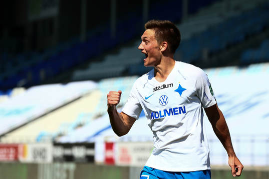 IFK Norrköpings Rasmus Stensbæk Lauritsen jublar
