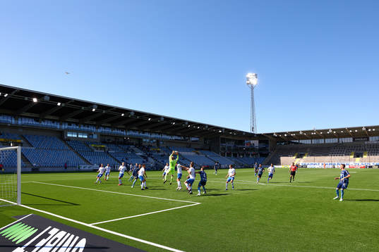 Spel för tomma läktare när IFK Norrköpings målvakt