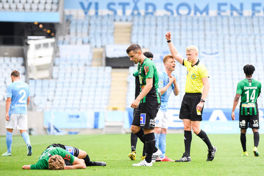 Malmö FFs Anders Christiansen får sin andra varning av