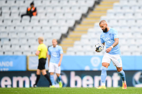 Malmö FFs Guillermo Molins deppar