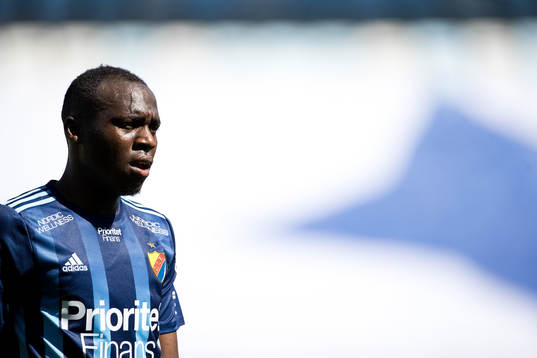 Djurgårdens Edward Chilufya deppar
