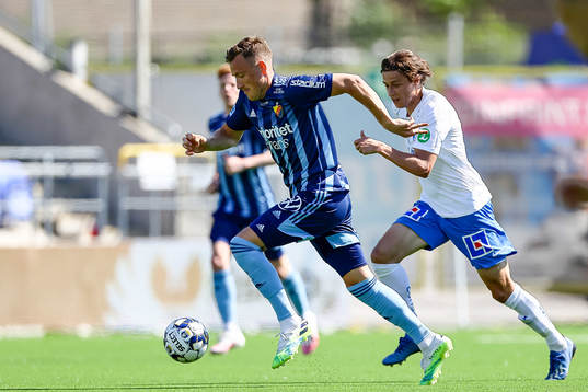 Djurgårdens Fredrik Ulvestad och IFK Norrköpings Simon