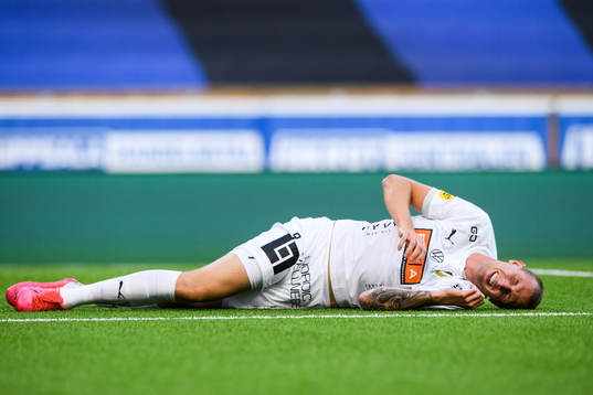 Häckens Gustaf Nilsson har ont