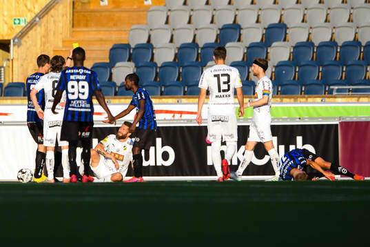Häckens Joona Toivio får en varning