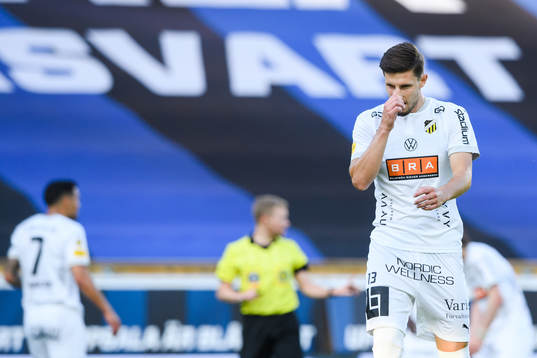 Häckens Adnan Maric deppar