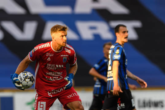 Sirius målvakt Lukas Jonsson
