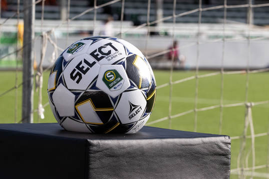 Fotboll innan fotbollsmatchen i Superettan  mellan Brage