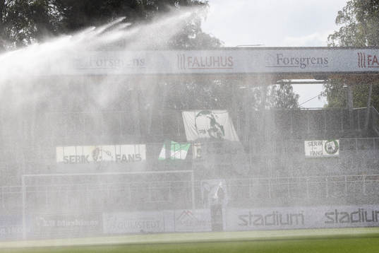 Läktare Domnarsvallen innan fotbollsmatchen i Superettan