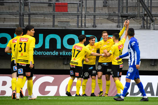 Mjällbys Jacob Bergström jublar