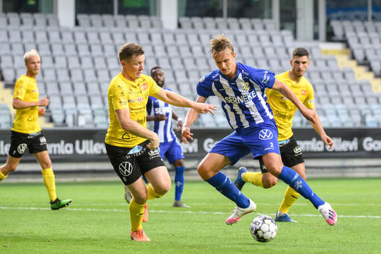 Mjällbys Viktor Agardius  och IFK Göteborgs Jesper
