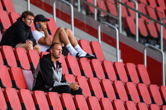 Helsingborgs Andreas Granqvist på läktarplats