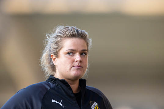 Häckens tränare Erika Faith