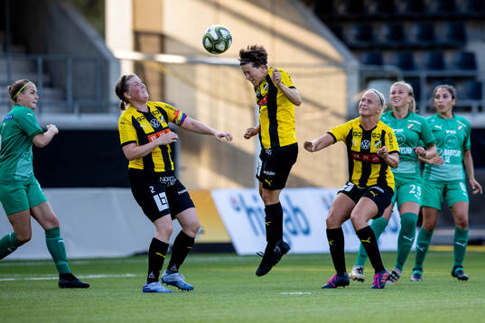 Häckens Josefin Hansson, Karin From och Ida Lindberg