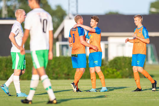 Vejbys spelare jublar