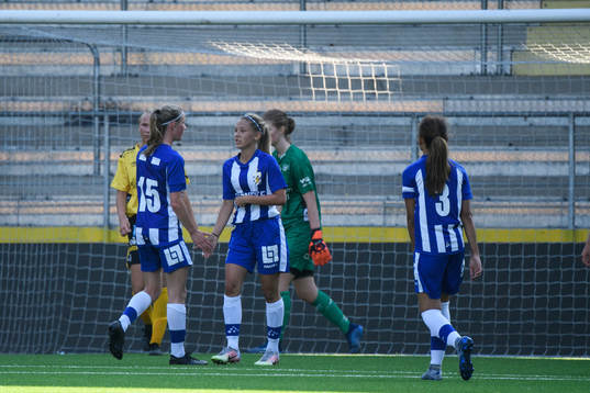 IFK Göteborgs Novalie Jensen jublar med Alexandra Larsson