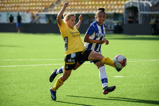 Elfsborgs Linda Westberg Carlsson och IFK Göteborgs Tida
