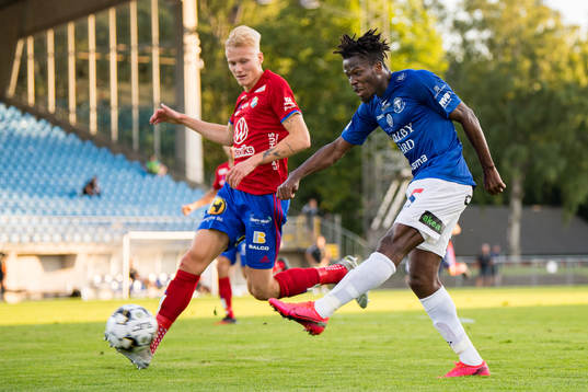 Östers Filip Örnblom och Trelleborgs Fatawu Safiu