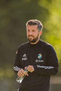 Östers tränare Dennis Velic