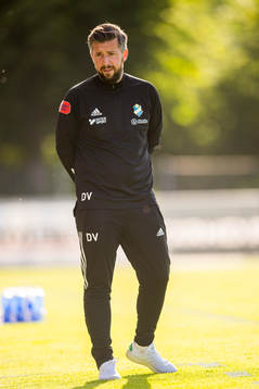 Östers tränare Dennis Velic
