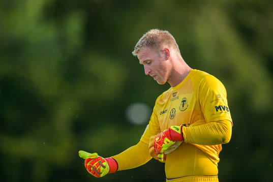 Trelleborgs målvakt Hampus Nilsson deppar